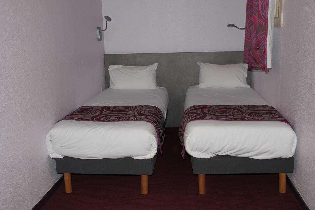 Brit Hotel Les Evens Saint-Saturnin  Cameră foto